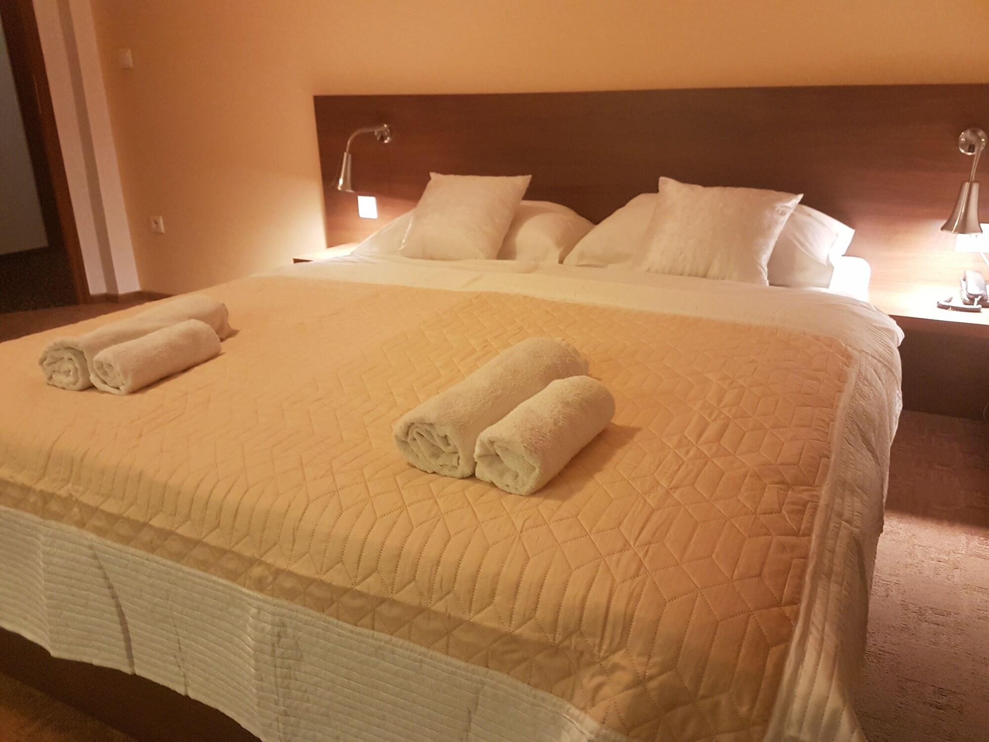 Ahar Hotel Ilidža Kültér fotó