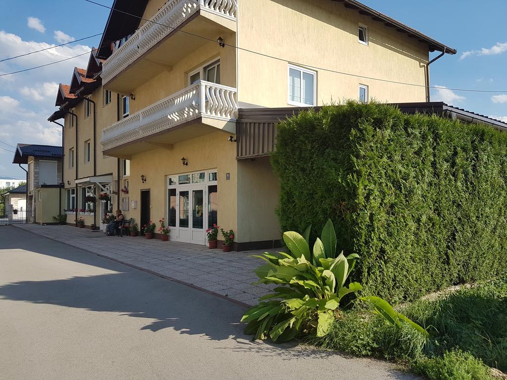 Ahar Hotel Ilidža Kültér fotó