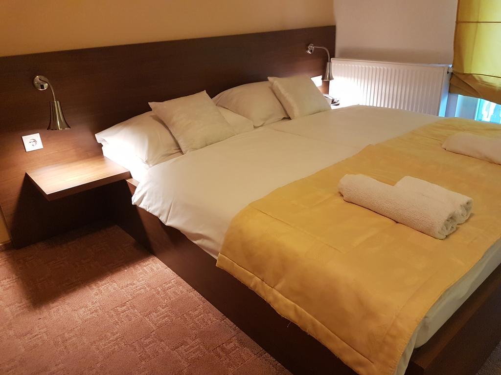 Ahar Hotel Ilidža Kültér fotó